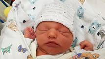 JAKUB WOHLMUTH, SLANÝ. Narodil se 3. března 2019. Po porodu vážil 2,94 kg a měřil 49 cm. Rodiče jsou Lucie Holubová a Jakub Wohlmuth. (porodnice Slaný)