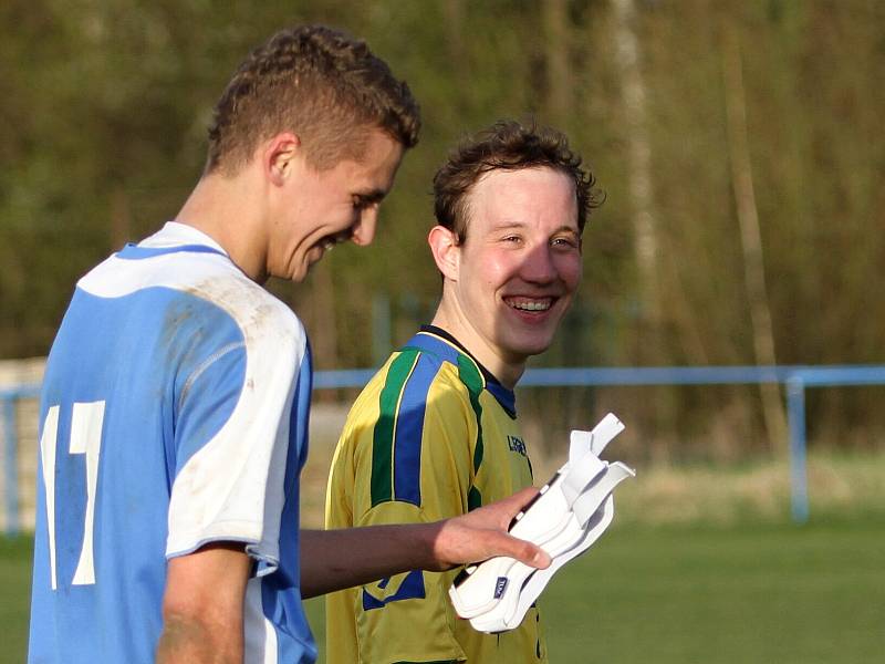 Tomáš Repaský a Vítek Studený // SK Doksy - Sokol Braškov 4:3 (2:2), utkání I.B, tř. 2011/12, hráno 21.4.2012