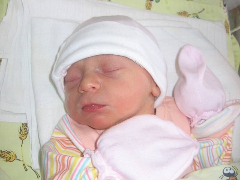 Sára Oličová, Kladno, 9. 3. 2009, váha 2530 g, míra 48 cm, rodiče Kateřina a Pavel Oličovi (porodnice Kladno)