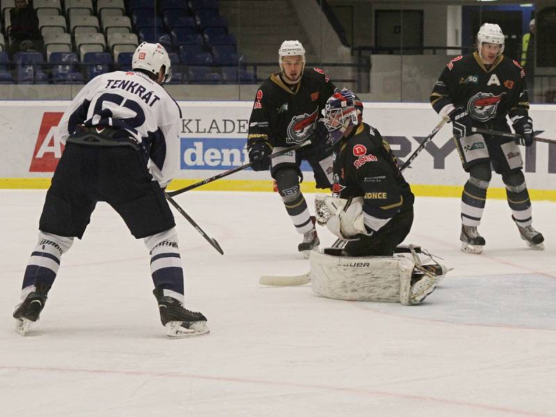 Rytíři se sklonili před piráty... // Rytíři Kladno – Piráti Chomutov 4:6, 1. liga LH 2014-15, 2. 2. 2015