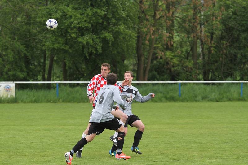 FK Brandýsek - SK Zichovec 3:2, OP okr. Kladno, 3. 5. 2014