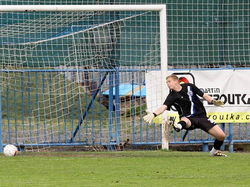 SK Kladno - Banik Sokolov 3:3 (2:0)  , utkání 29.k. 2. ligy 2010/11, hráno 4.6.2011