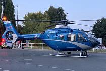 Spěšný vlak na kladenské zastávce srazil 13. září 2021 dva lidi, zasahoval vrtulník.