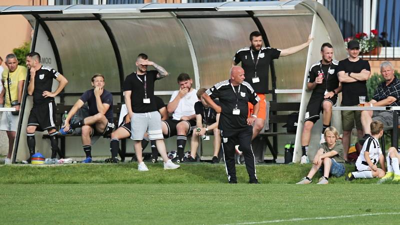 SK Hřebeč - Spartak Průhonice 2:0, finále Poháru SKFS, 8. 6. 2022