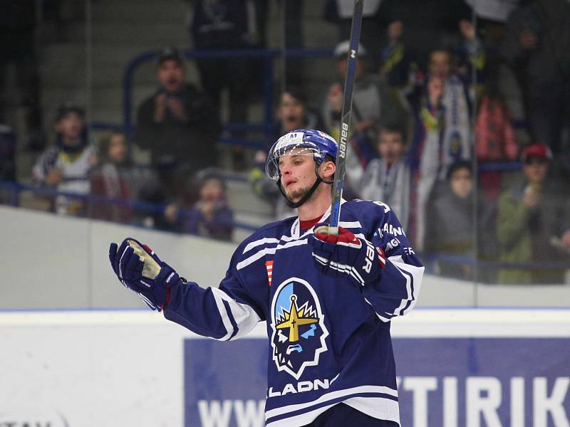 Denis Kindl skóroval proti Benátkám dvakrát, Rytířům to stačilo na bod.