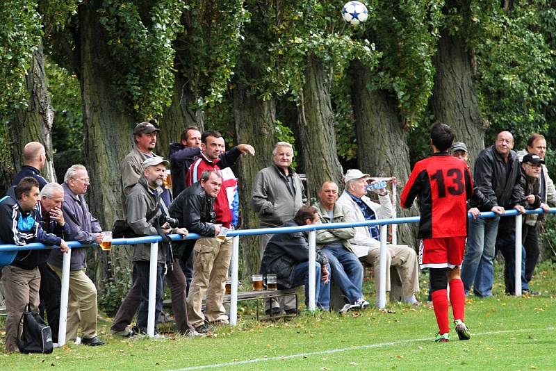 OP: Přítočno se Stochovem nakonec smírně 1:1, hráno 6. 10. 2012