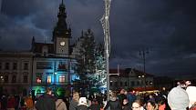 Kladenské Vánoce rozsvítily tisíce světel a Pohádkový strom splněných přání.