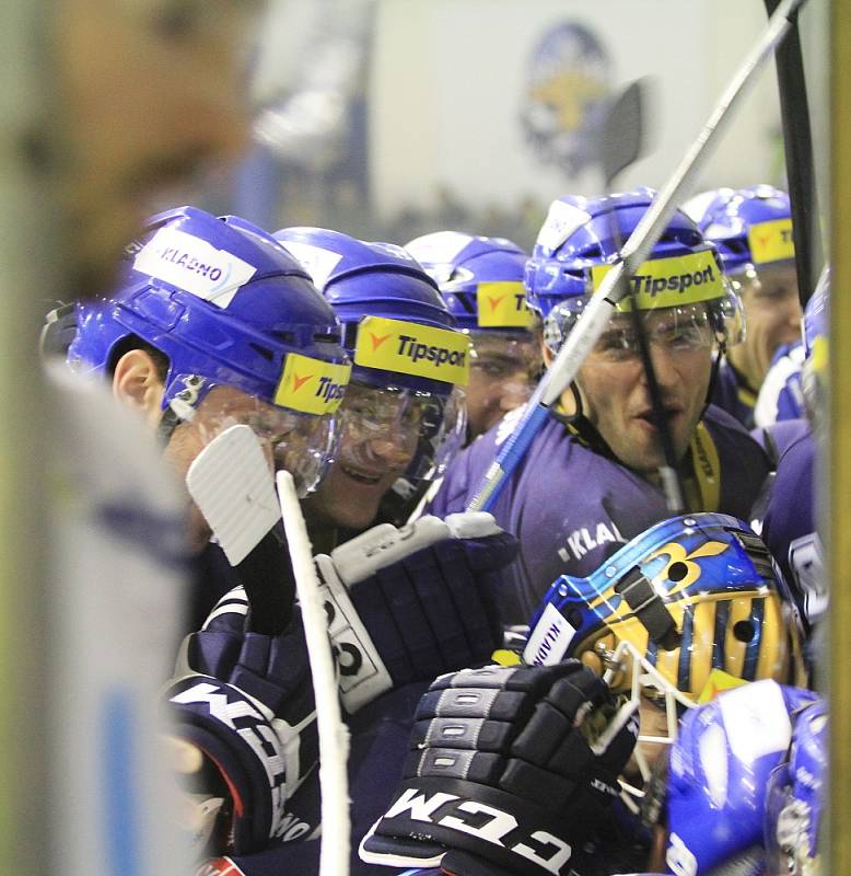 Rytíři vybojovali i druhé utkání předkola play off s Pardubicemi! /  Kladno - Pardubice 3:2 prodl.,2. 3. 2013