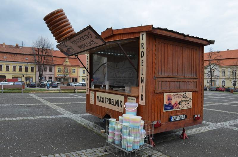 Farmářské trhy ve Slaném.