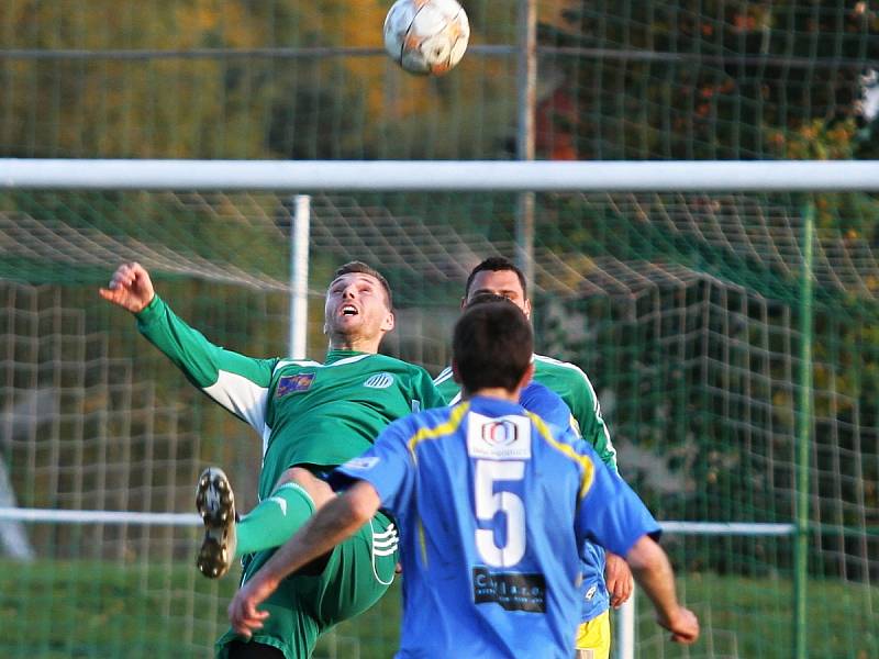 Sokol Hostouň - Slovan Hradišťko 2:2 , utkání I.A. tř., 2013/14, hráno 13.10.2013