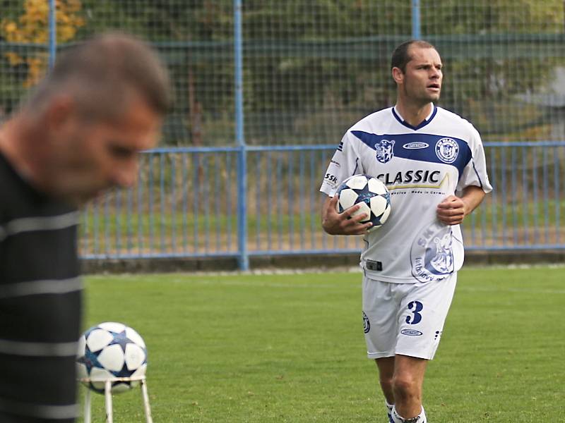 SK Kladno - FK Neratovice-Byškovice 0:3 (0:1), Divize B, 23. 9. 2017