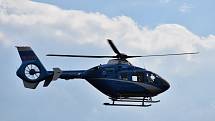 U Slaného se srazil nákladní vůz s osobním autem, člověka v kritickém stavu transportoval vrtulník.