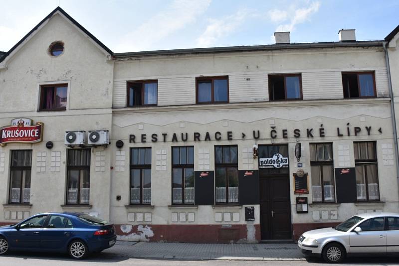 První hodiny platnosti protikuřáckého zákona. Restaurace U České Lípy Kladno