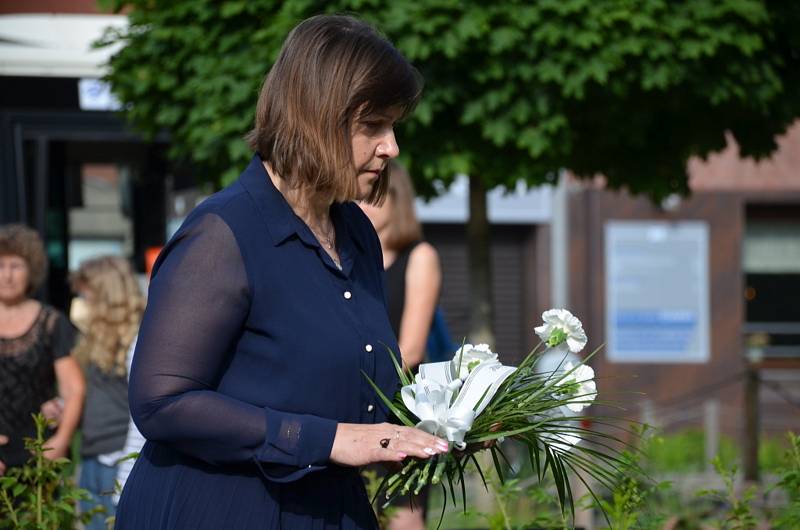 Pieta za lidické matky a děti se uskutečnila v kladenském gymnáziu.