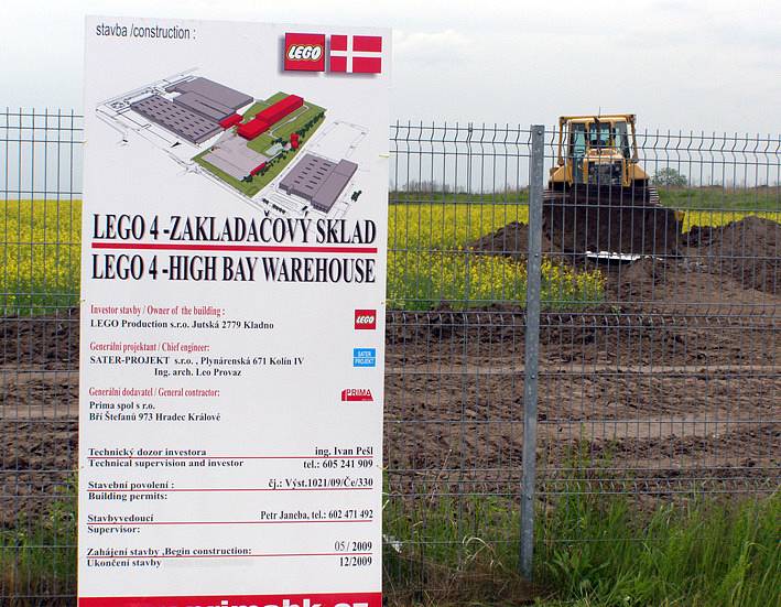 Zahájení stavby nového skladu firmy Lego v Kladně.