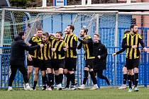 Divize B: Slaný v nových bílých dresech nezahrálo dobře a Březová si odvezla zaslouženou výhru 1:0.