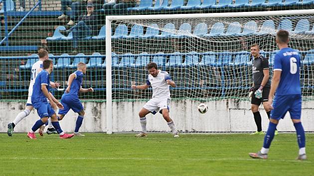 SK Kladno - SK Český Brod 3:2 (1:1), divize B, 2. 10. 2021