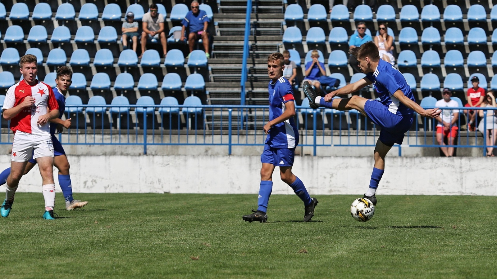 FOTO: Dorostenci SK Kladno nestačili na Slavii, teď je čeká Sparta