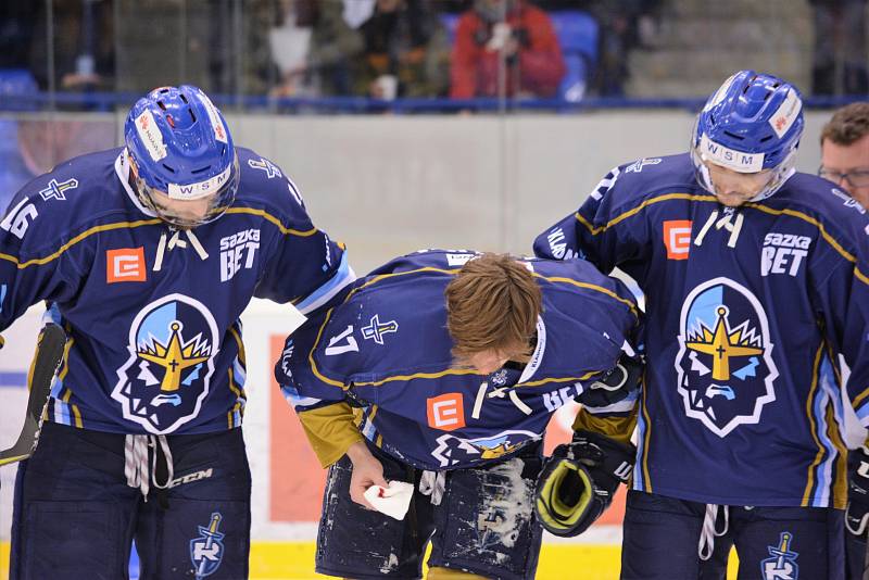 Čtvrté semifinále play off - Kladno (v modrém) hostilo České Budějovice.