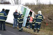 Tragická nehoda autobusu při níž zemřel řidič se stala 28. prosince 2011 dopoledne na silnici I/7 u Slaného (na úrovni obce Kutrovice)