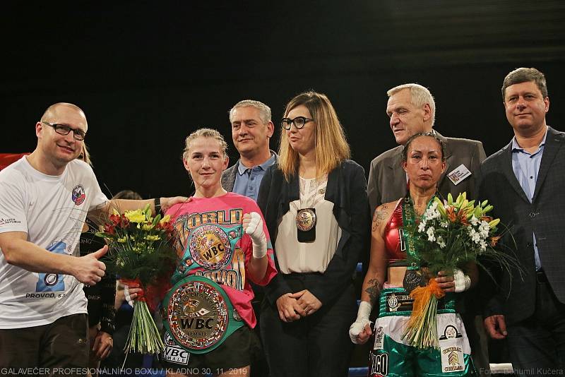 Fabiána Bytyqi vs Anna Arrazola // Galavečer profesionálního boxu BOXING LIVE / Kladno 30. 11. 2019