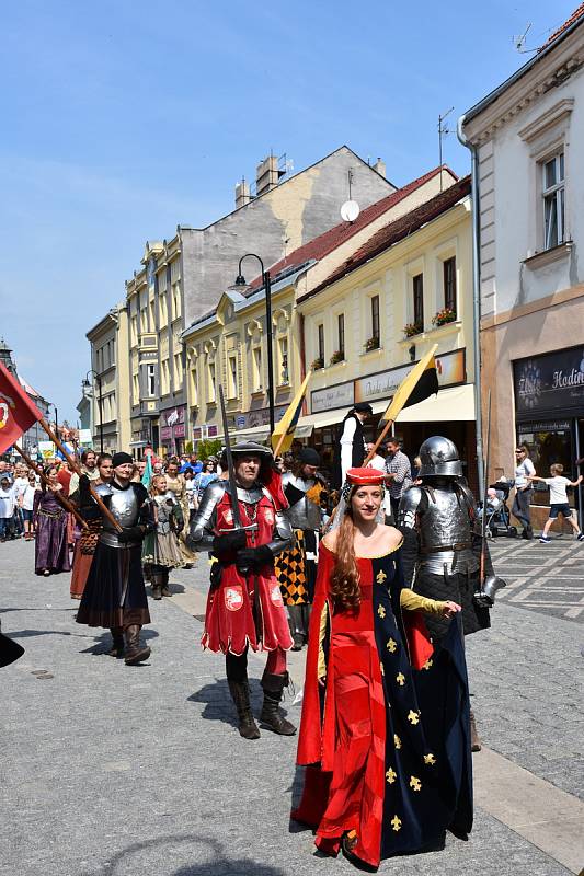 Sobotní den Husitských slavností ve Slaném.