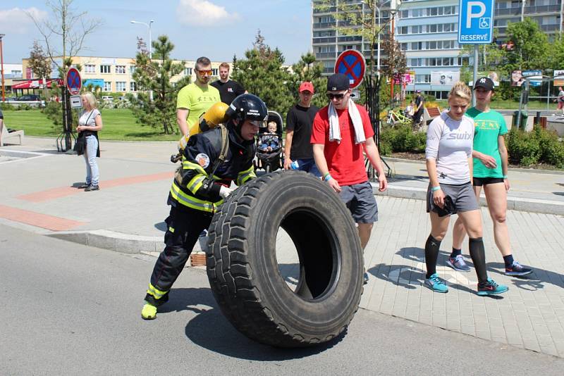 Na Sítné se uskutečnil třetí ročník Studentského železného hasiče, Memoriál Jana Lewinského 2017.