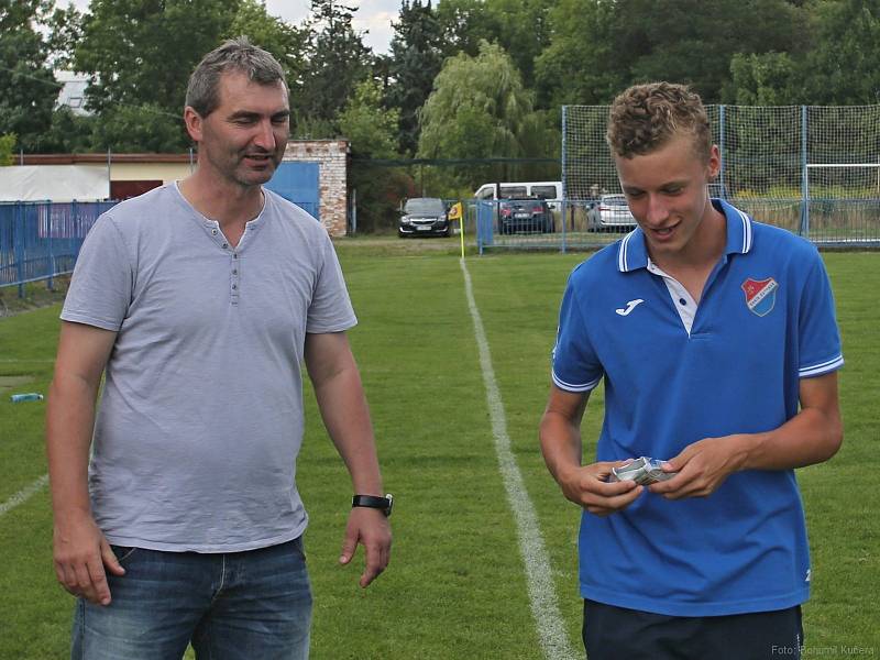 Kladenský pohár 2017. Turnaj pro kategorii U15 proběhl poslední červencový víkend na Stadionu Františka Kloze