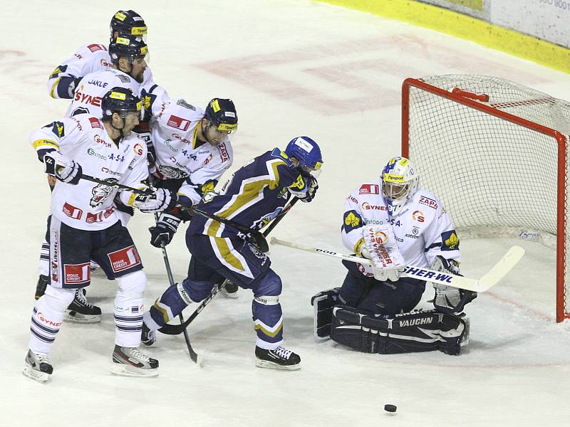 Rytíři Kladno - Bílí Tygři Liberec, 51. kolo ELH 2011-12, hráné 24.2.12. 