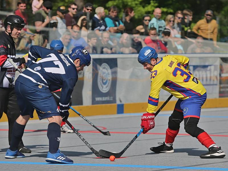 Alpiq Kladno – Kert Praha 0:2  , Kladno 18. 5. 2019, finále Extraligy hokejbalu 2018-9 , Kert vyhrál i třetí zápas a slaví titul.