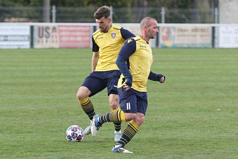  Hřebeč - FK Kosoř  4:1 / Čtvrtfinále krajského fotbalového Poháru, 19. 4. 2022