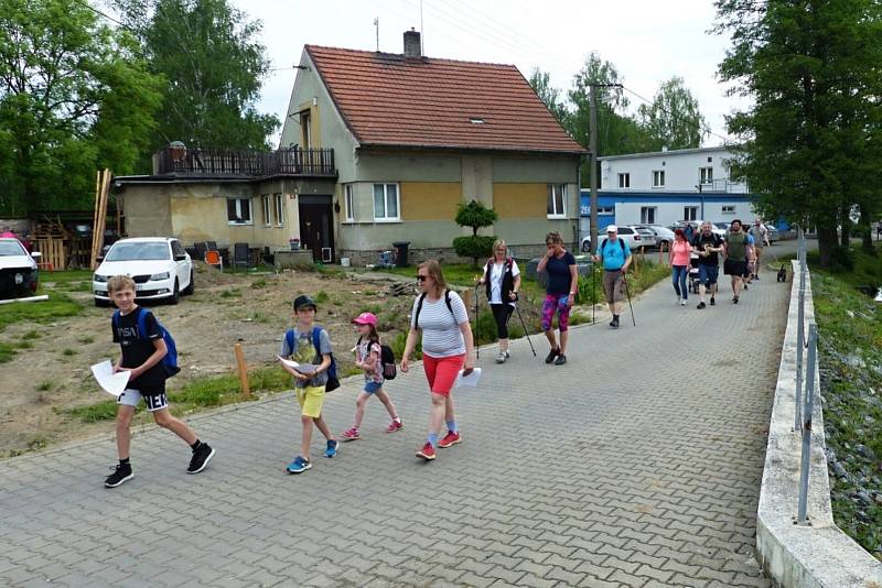 Družecká šlápota přivítala pěší i cyklisty.