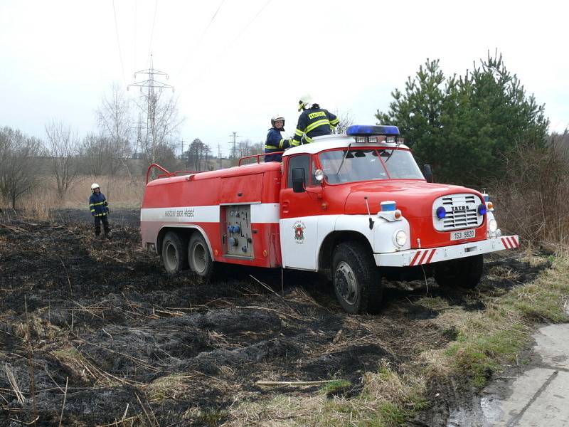 Pondělní požár v Hřebči