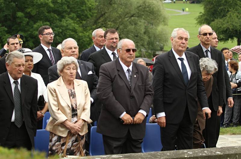Pietní vzpomínka k 74. výročí vyhlazení obce Lidice se konala 11. června 2016