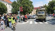 Legendární jízda historických vozidel přilákala opět po roce do Slaného desítky účastníků. První okruh se jel už před pětašedesáti lety.