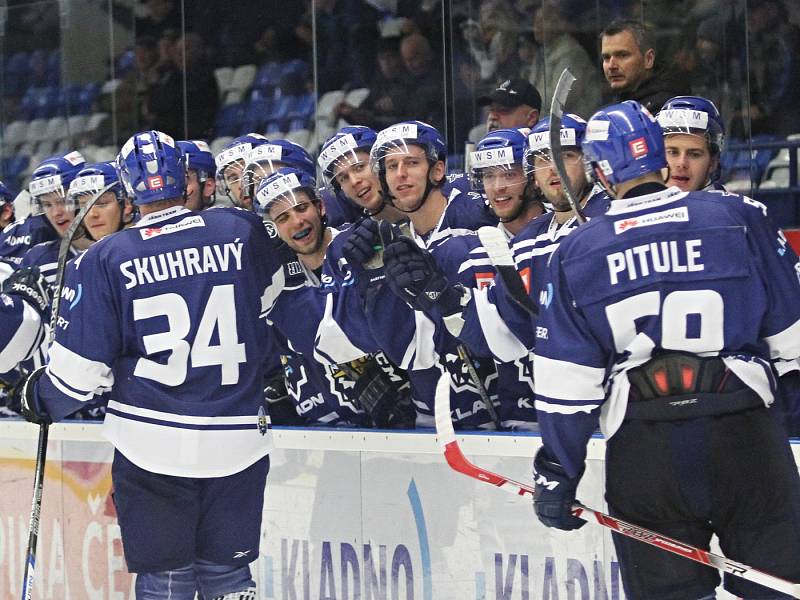 Rytíři přejeli Benátky, diváci se dočkali hokejové radosti // Rytíři Kladno – HC Benátky 7:2, WSM liga LH, 10. 10  2015