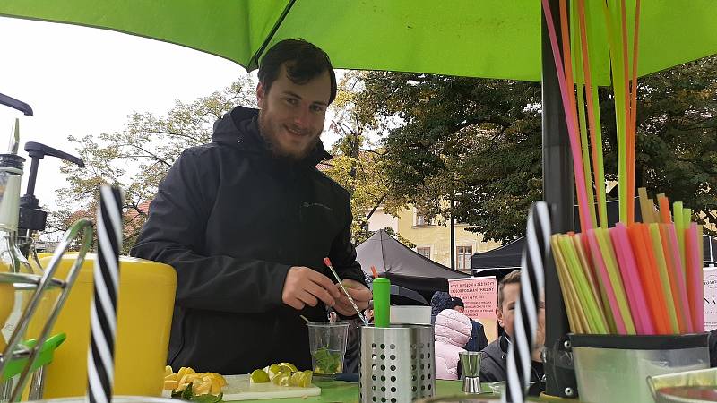 Masarykovo náměstí ve Slaném provoněl 4. ročník Food festivalu s podtitulem Slaný na talíři.