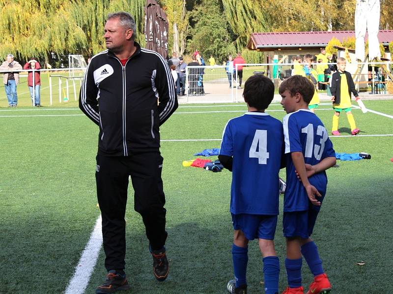 Meziokresní turnaj fotbalových výběrů U11 a U12 v Kladně-Švermově se zúčastnily týmy Kladno, Rakovník, Beroun a Mělník.