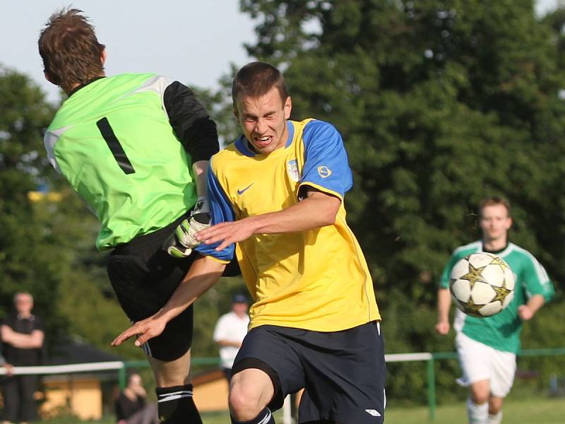 Rakovník vybojoval v Hostouni výhru i postup / Sokol Hostouň - SK Rakovník 1:2, I.A. tř. sk. A, 1.6.2014