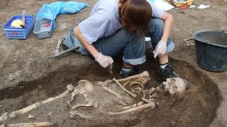 datování kostí archeologie oáza melbourne datování