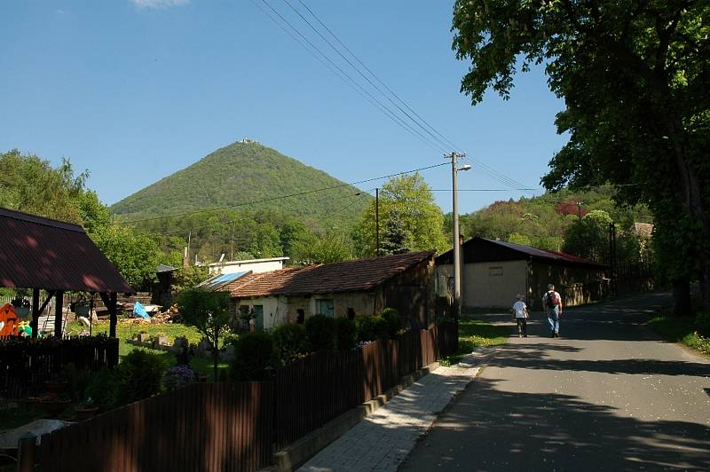 České středohoří a Milešovka.