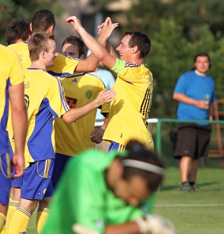 Sokol Hostouň - Tatran Sedlčany 6:0, "Ondrášovka krajský přebor" Středočeský kraj, 10. 8. 2014