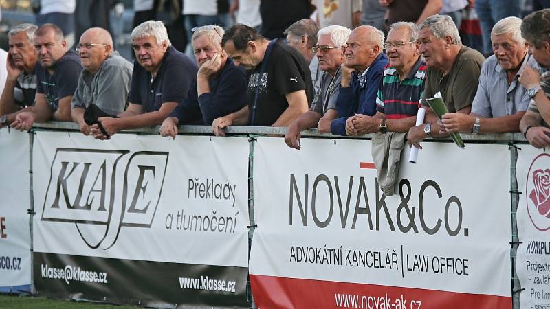 Sokol Hostouň - FK DUKLA Praha 0:3 (0:1), 1. kolo 24. 8. 2022