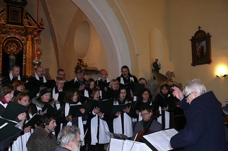 Koncert ve Družci podpoří opravu věže kostela.