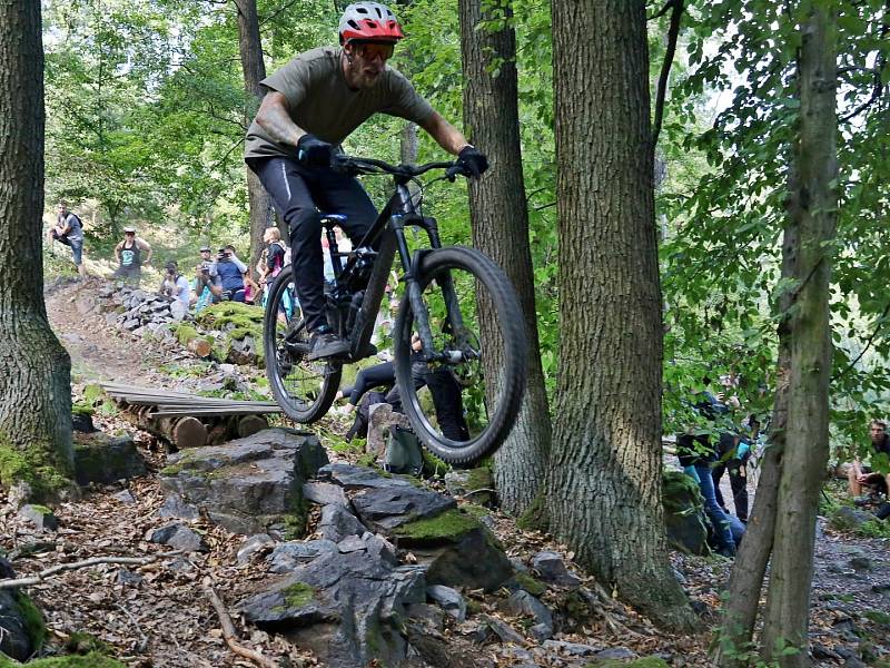 Netopýr BIKE FEST 2022 / Nouzov Poteplí 3. 9. 2022