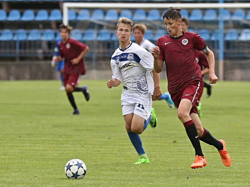 Kladenský pohár 2017. Turnaj pro kategorii U15 proběhl poslední červencový víkend na Stadionu Františka Kloze