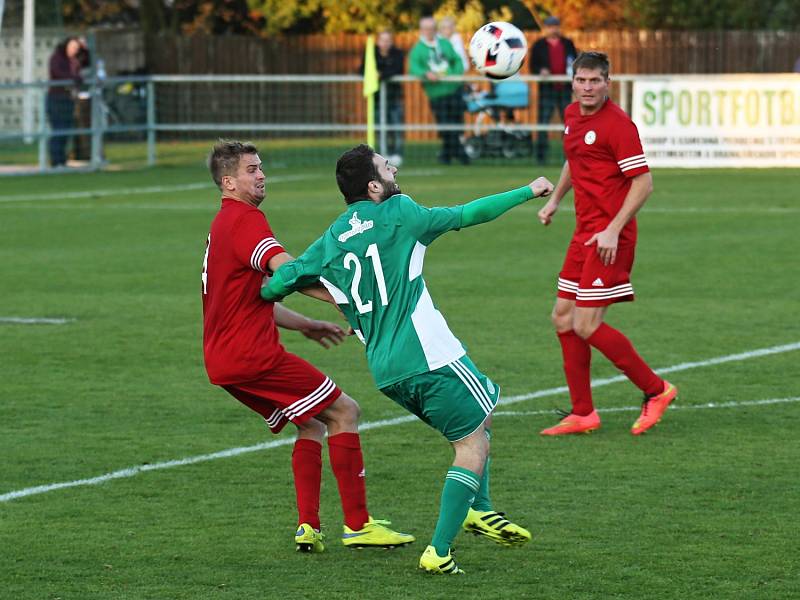 Sokol Hostouň - Meteor Praha 2:1 (1:1), Divize sk. B, 16.10. 2016