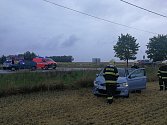 Dopravní nehoda dvou osobních automobilů u obce Unhošť.