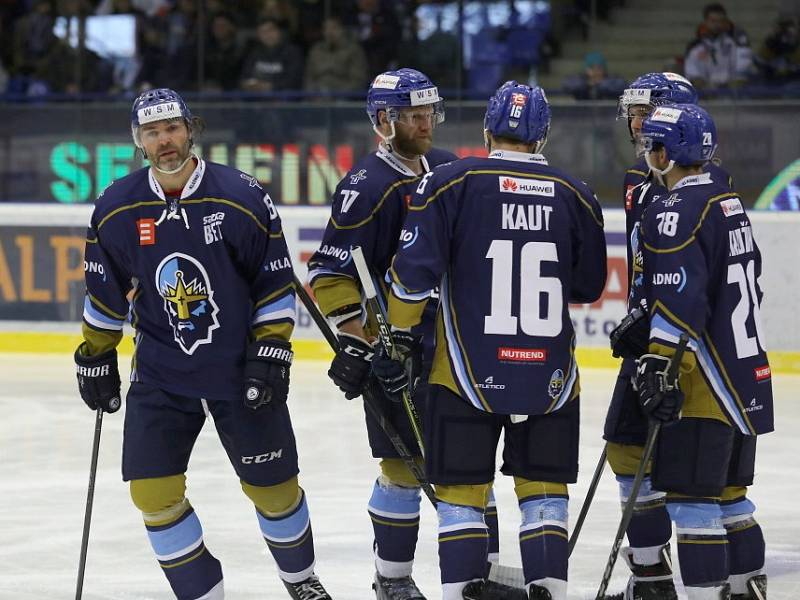 Čtvrté semifinále play off - Kladno (v modrém) hostilo České Budějovice.