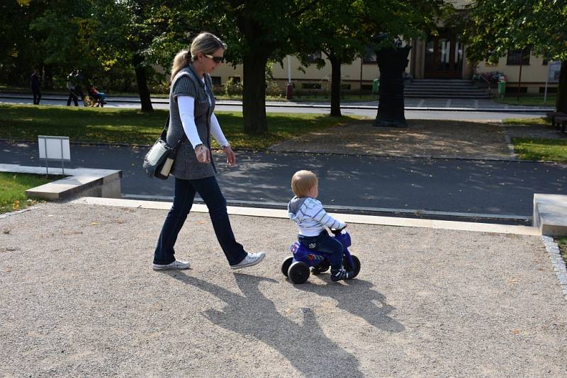 V sobotu se v Lidicích uskutečnil 3. ročník spanilé jízdy veteránů všech kategoriích.